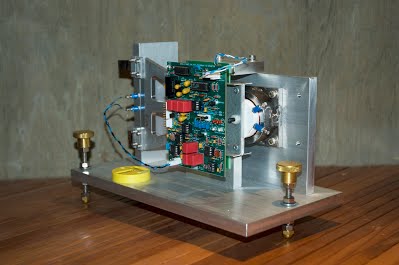 Force Balance Horizontal Seismometer with PCB